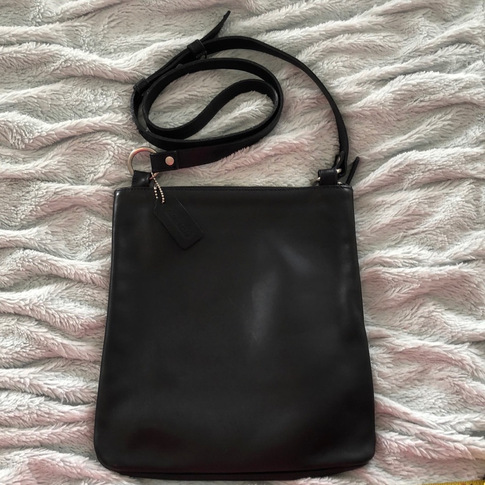 Vintage Coach leather crossbody
